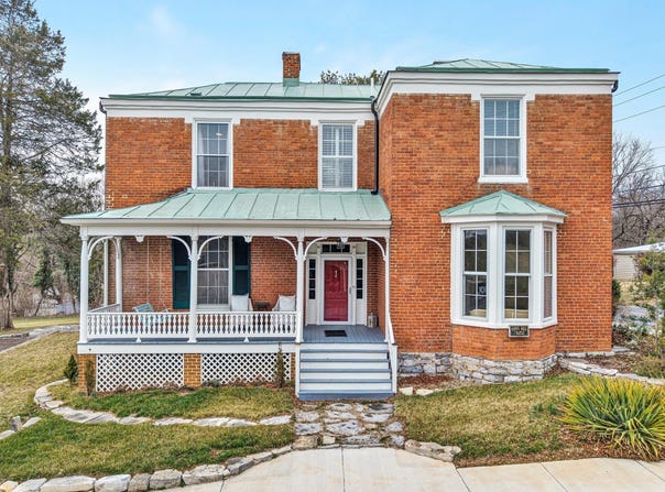322 E Main ST, Fincastle, VA 24090
