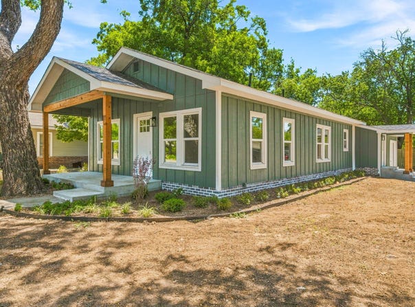 910 3rd Street, Graham, TX 76450