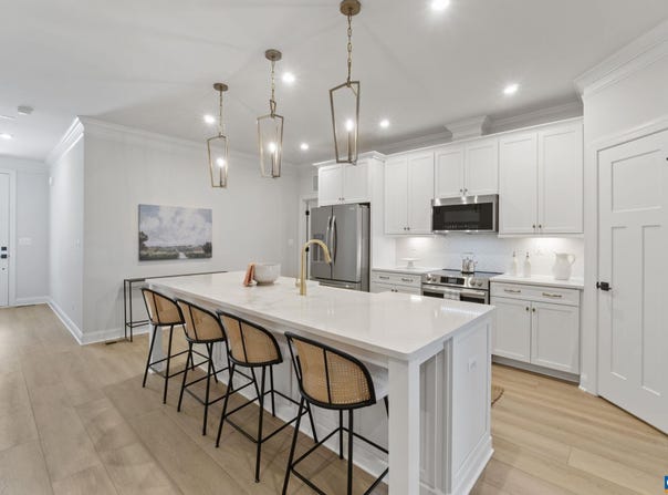 189 OTIS ST, CHARLOTTESVILLE, VA 22911