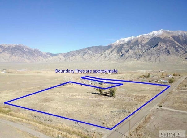 3260 W 3400 N, Moore, ID 83255