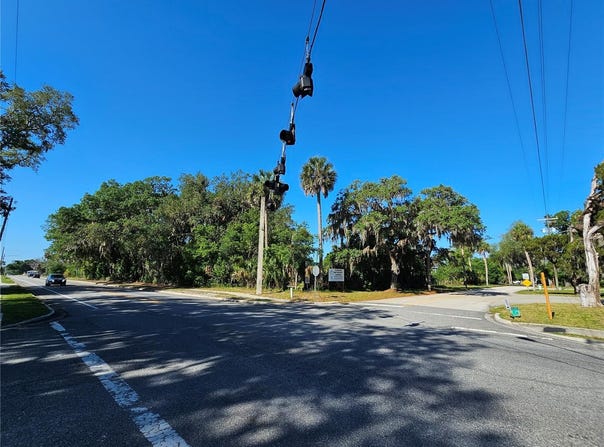 123 W 2ND Avenue, PIERSON, FL 32180