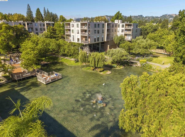 420 N Civic Dr, Walnut Creek, CA 94596