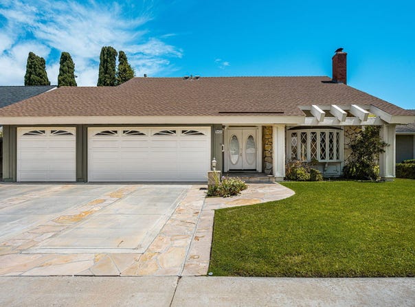 15432 Cherbourg Avenue, Irvine, CA 92604