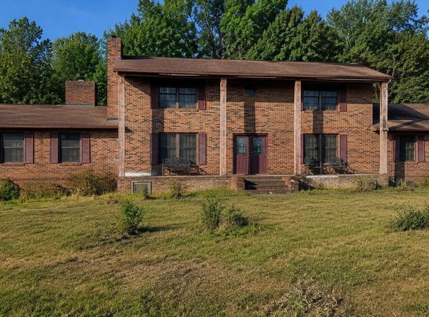 126 SE Walnut Drive, Wise, VA 24293