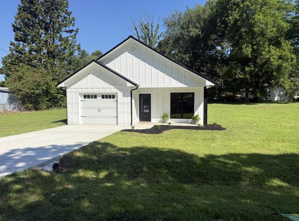 400 E 5th Street, Stevenson, AL 35772