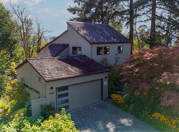 6640 PARKWAY Dr, Gladstone, OR 97027