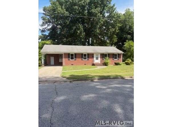 306 Lee Street, Emporia, VA 23847