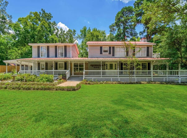 633 Bob Davis Rd, Gladewater, TX 75647