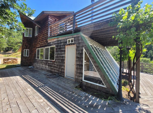 871 Van Duzen Road, Mad River, CA 95526