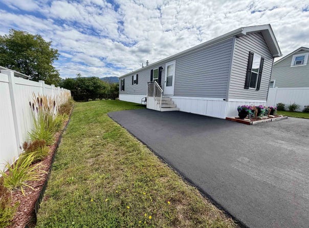 21 Union Street, Gorham, NH 03581