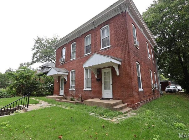 609 E C Street, Belleville, IL 62220
