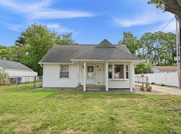 2709 2nd Street, Westland, MI 48186