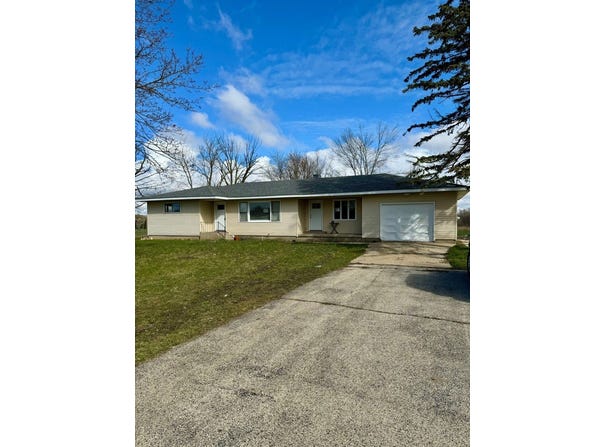 18708 BECK Road, Marengo, IL 60152