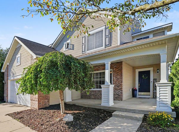 5405 Maple Hill Avenue SE, Ada, MI 49301