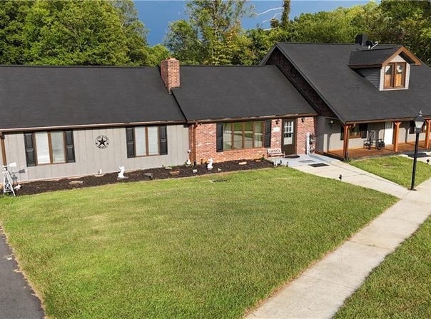 1098 Red Brush Road, Mount Airy, NC 27030