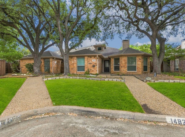 14824 Sopras Circle, Addison, TX 75001