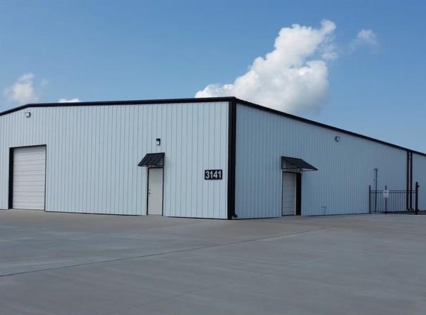 3141 E Outer Road, Scott City, MO 63780