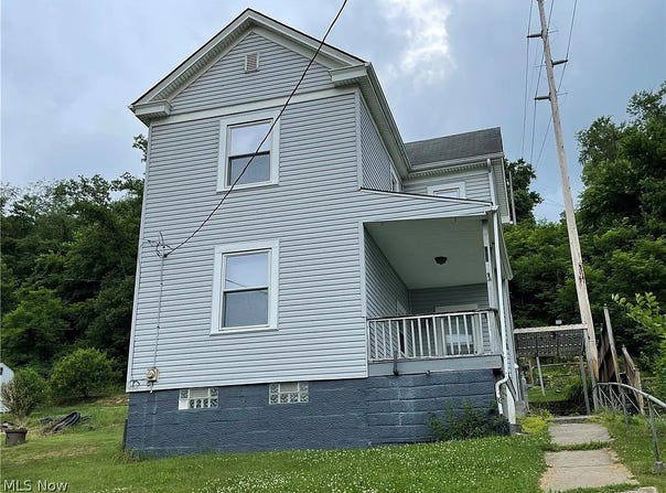 213 Smithfield St., Dillonvale, OH 43917