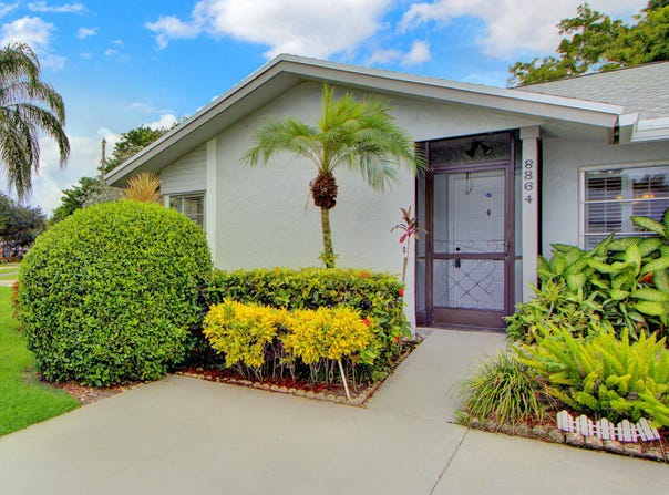 8864 Sunscape Lane, Boca Raton, FL 33496