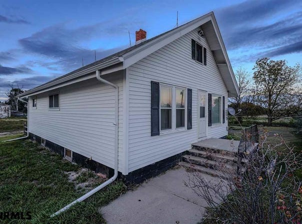 260558 CR W, Gering, NE 69341-0000