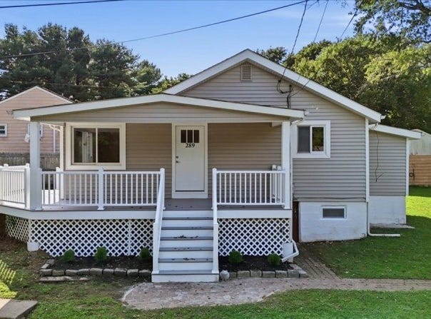 289 Hillcrest Dr, Milford Boro, NJ 08848-1003