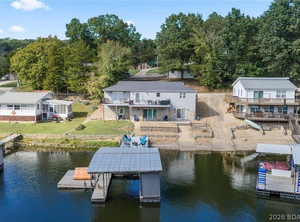 48 Crystal Blue Drive, Sunrise Beach, MO 65079