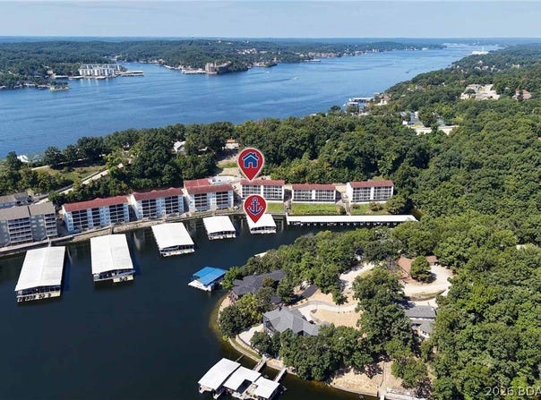 40 Lighthouse Road, Lake Ozark, MO 65049