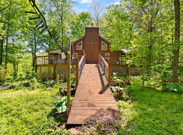 652 W State Rd 64, English, IN 47118