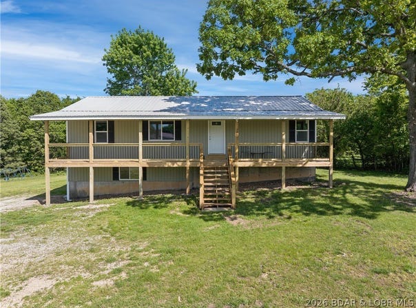 324 3rd Street, Camdenton, MO 65020