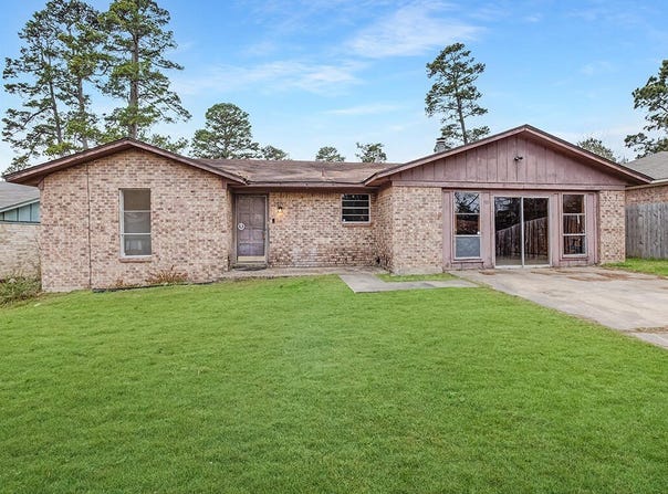 165 Greenforest Trail, Nash, TX 75569