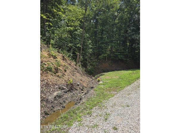 Ashley Lane, Jellico, TN 37762