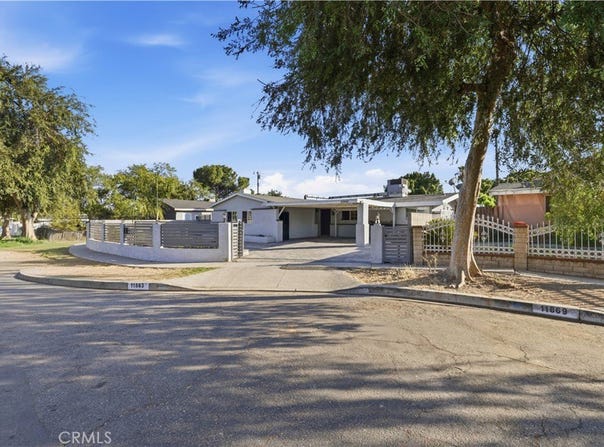 11863 Phillippi Avenue, Pacoima, CA 91331