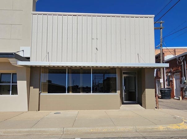 106 W Olive St, Lamar, CO 81052
