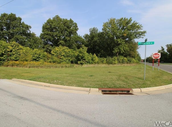Spring View Drive, Lima, OH 45805