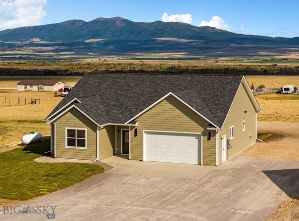 14 Nez Perce Trail, Townsend, MT 59644