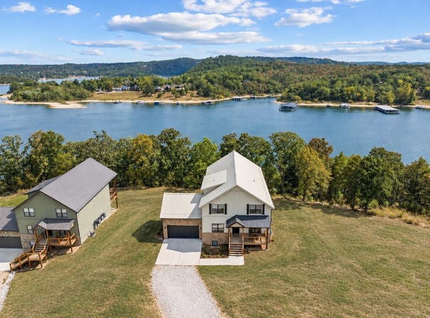 534 Meltons Peninsula Road, Cape Fair, MO 65624
