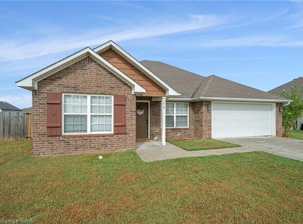 1619 Riley CIR, Alma, AR 72921