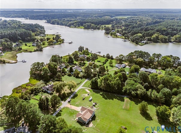 66 Kayak Trail, Mathews, VA 23109