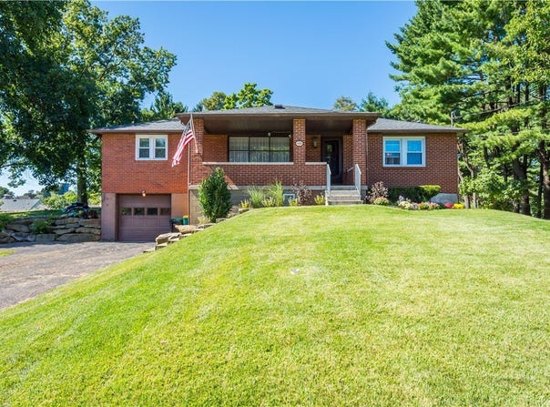 109 Valleyview Drive, O'Hara, PA 15215