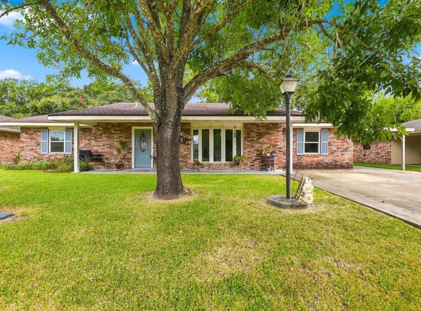 204 Hogan St, Berwick, LA 70342