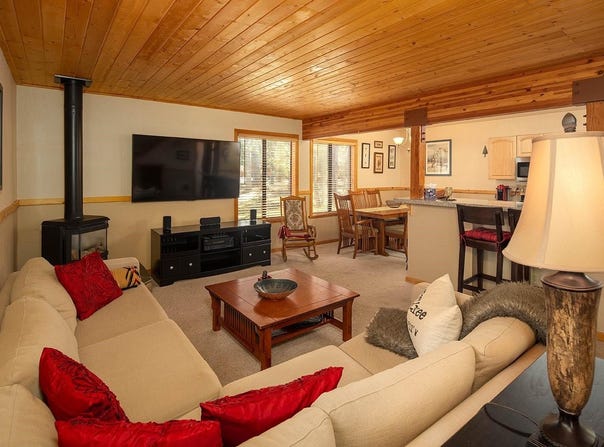 13075 Northwoods Boulevard, Truckee, CA 96161