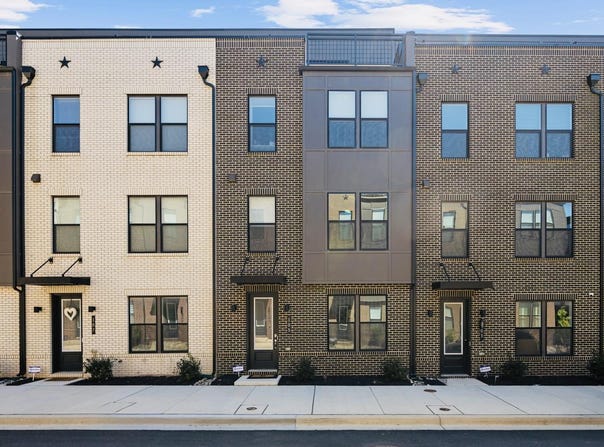105 GLASS Lane, BALTIMORE, MD 21230