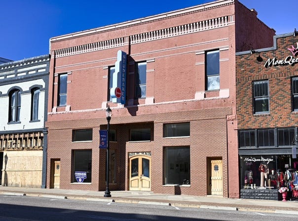 425 W Main Street, Denison, TX 75020