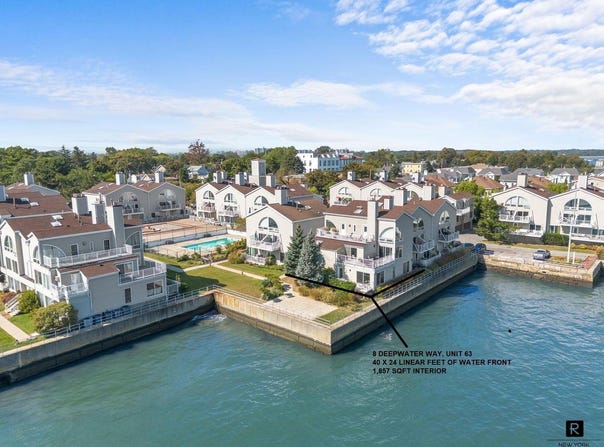8 Deepwater Way, Bronx, NY 10464