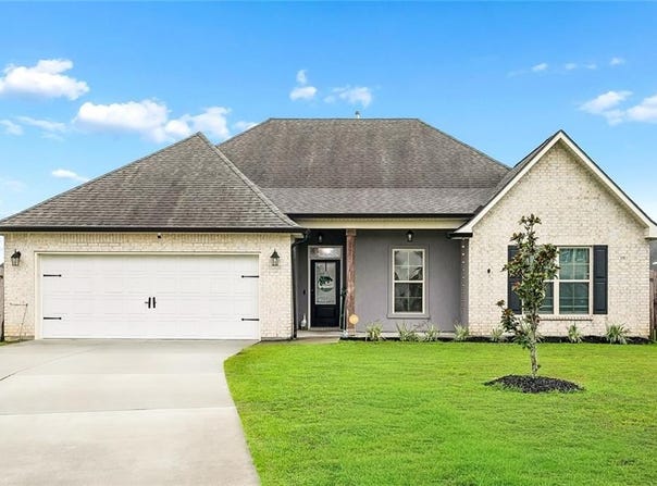 237 LOUISIANA IRIS Circle, Slidell, LA 70458