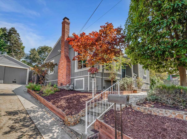 7538 Circle Hill Dr, Oakland, CA 94605