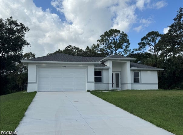 1304 Andover Drive, Labelle, FL 33935