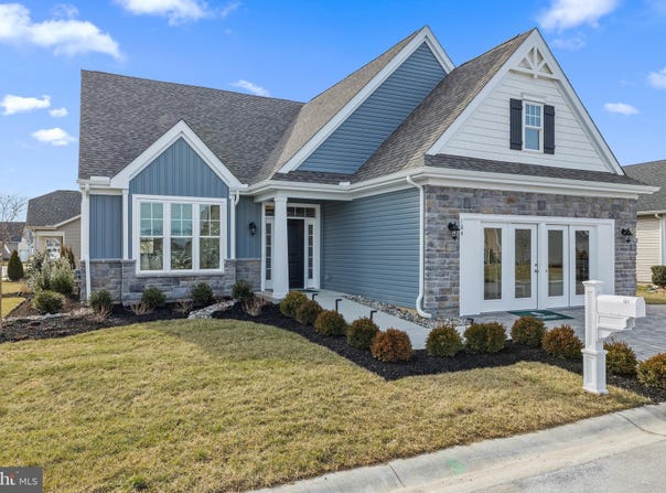 04 FAIRMONT Lane, DOVER, DE 19904