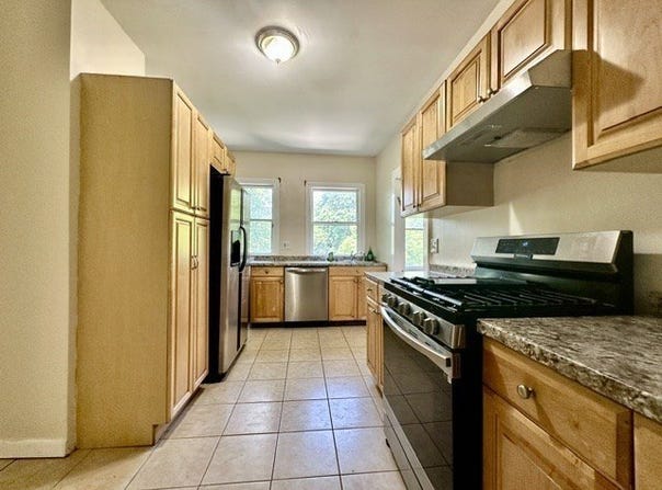 206 Sumner St, Newton, MA 02459
