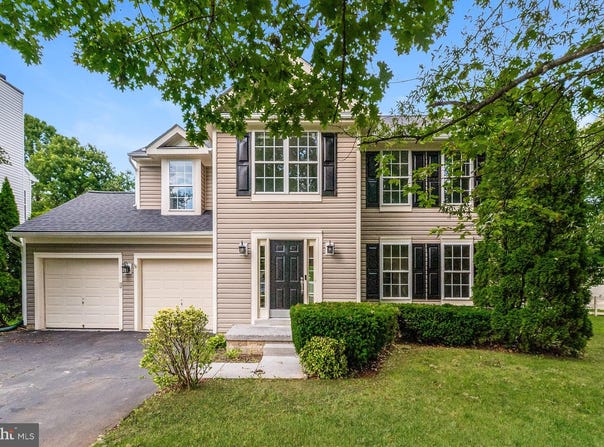 17292 MAGIC MOUNTAIN Drive, ROUND HILL, VA 20141